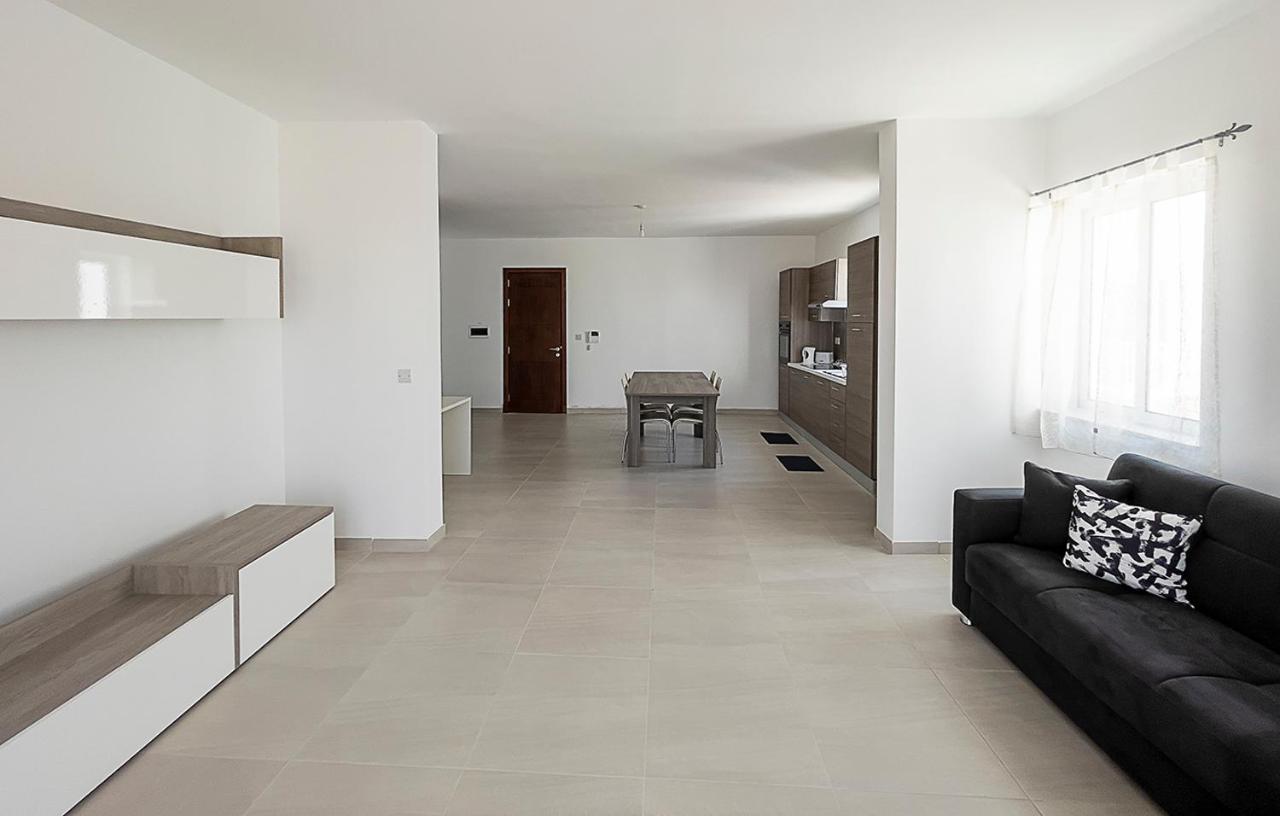 Close To Airport Apartment Żejtun Εξωτερικό φωτογραφία